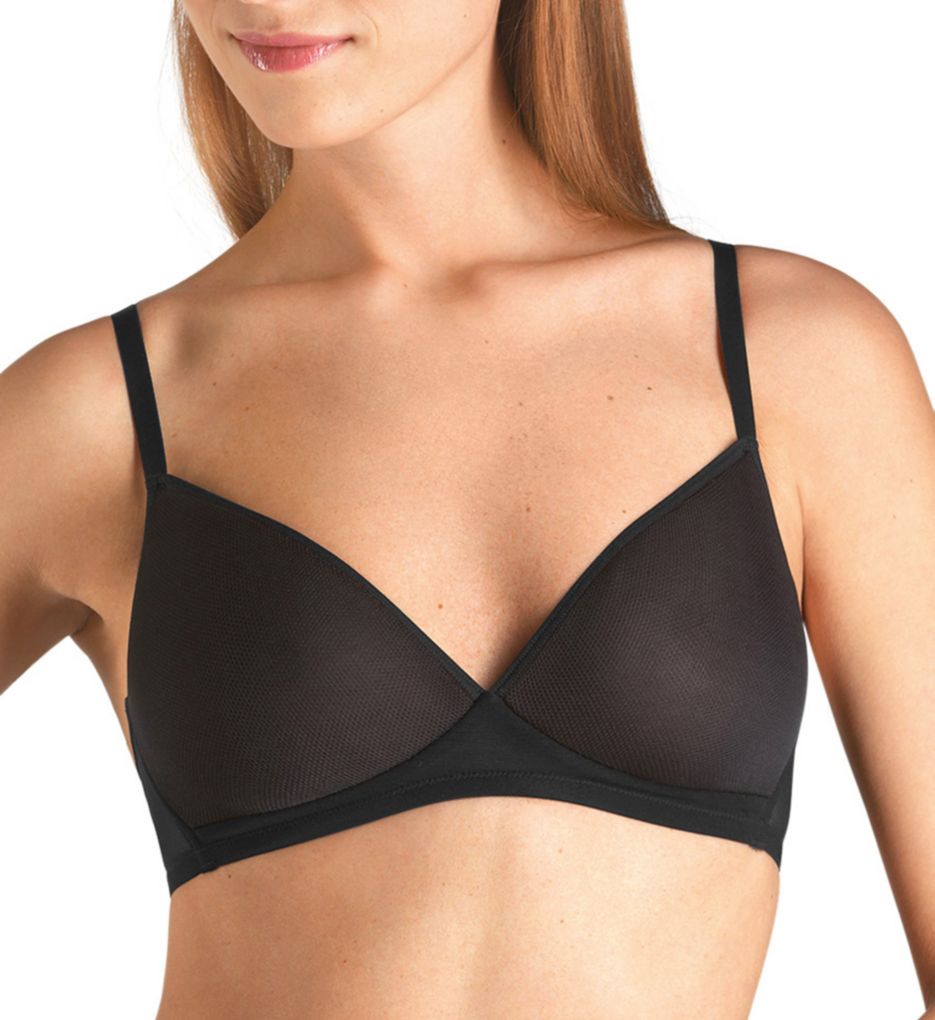 Hanro Temptation Soft Cup Spacer Bra 71040 Hanro Temptation Soft Cup Spacer Bra 71040